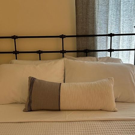 Three Bedroom Villa Near Cleveland Clinic, Case Western, University Hospitals South Euclid Bagian luar foto
