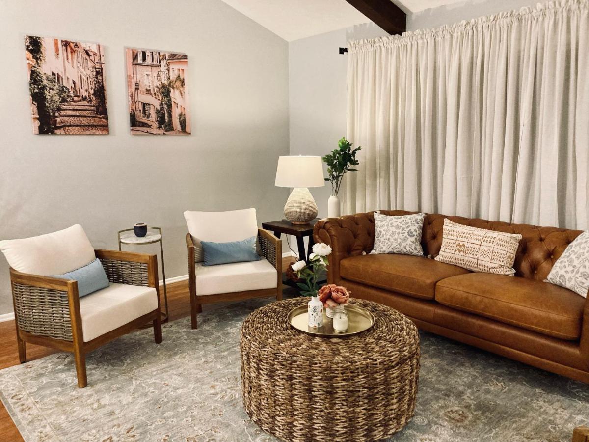 Three Bedroom Villa Near Cleveland Clinic, Case Western, University Hospitals South Euclid Bagian luar foto
