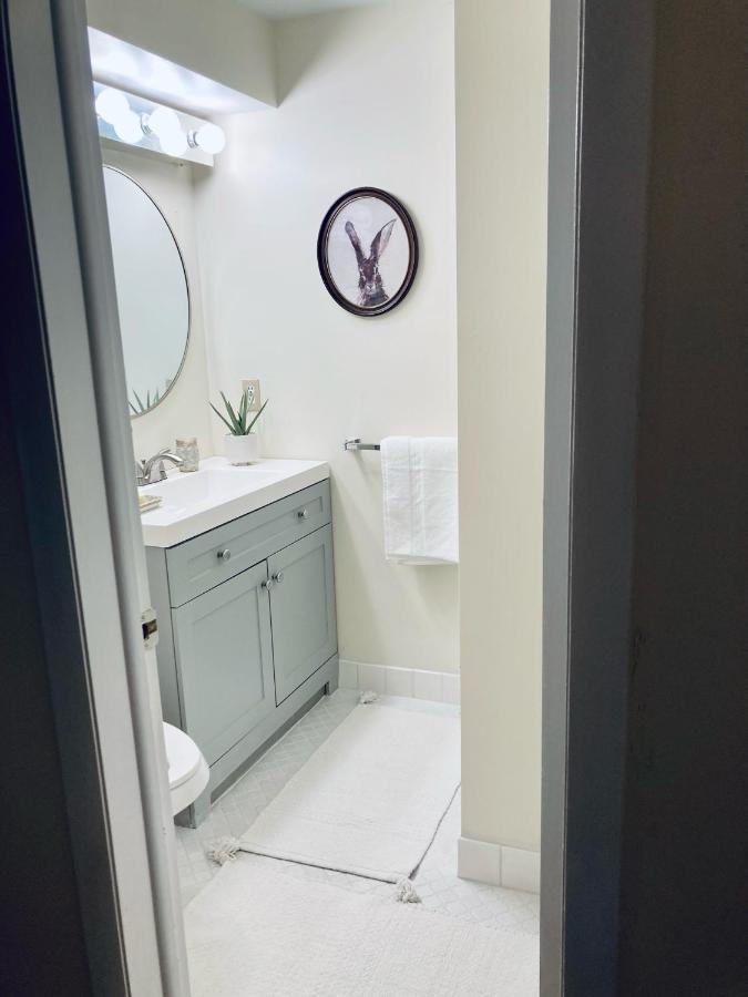 Three Bedroom Villa Near Cleveland Clinic, Case Western, University Hospitals South Euclid Bagian luar foto